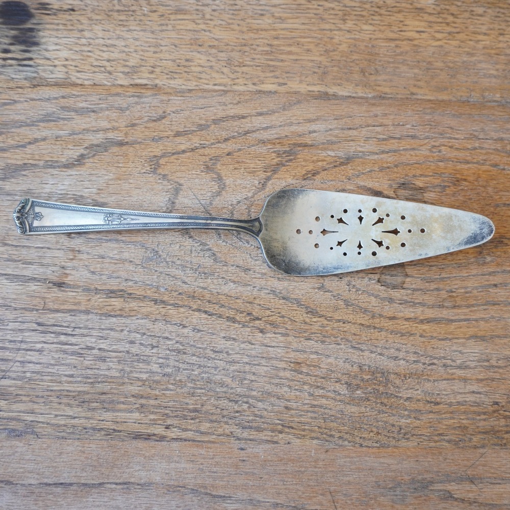 Vintage Winfield Pie Server Silver Ornate Pierced Silver Plated Tarnished Ornate